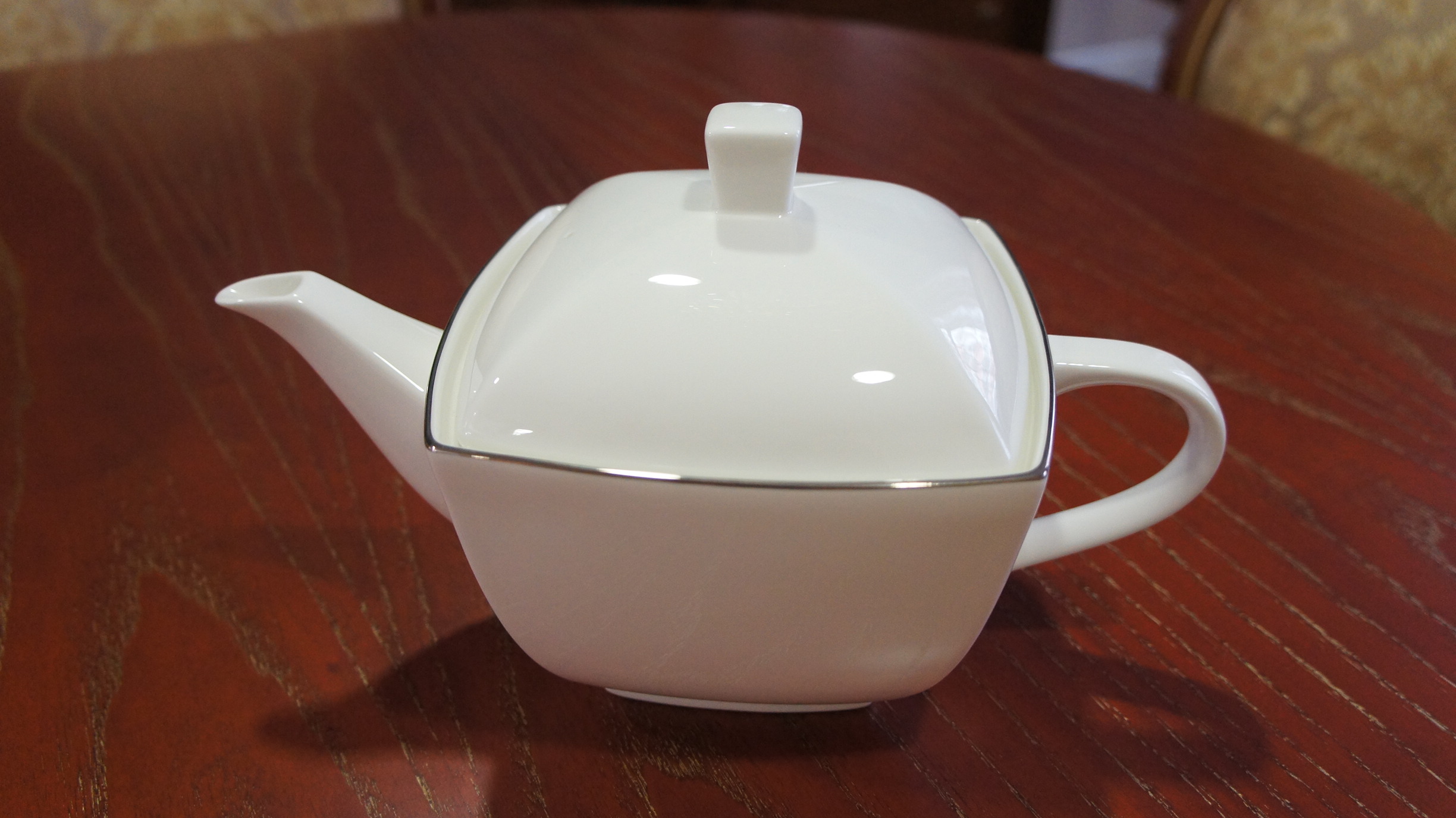 Чайник заварочный Couture Platinum Tea